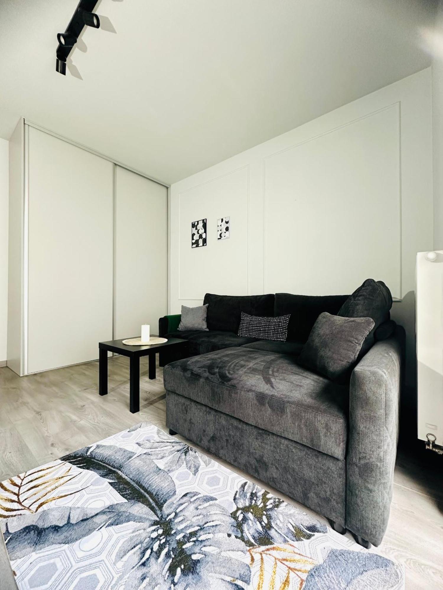 Male Garbary 8 Apartment Poznan Bagian luar foto